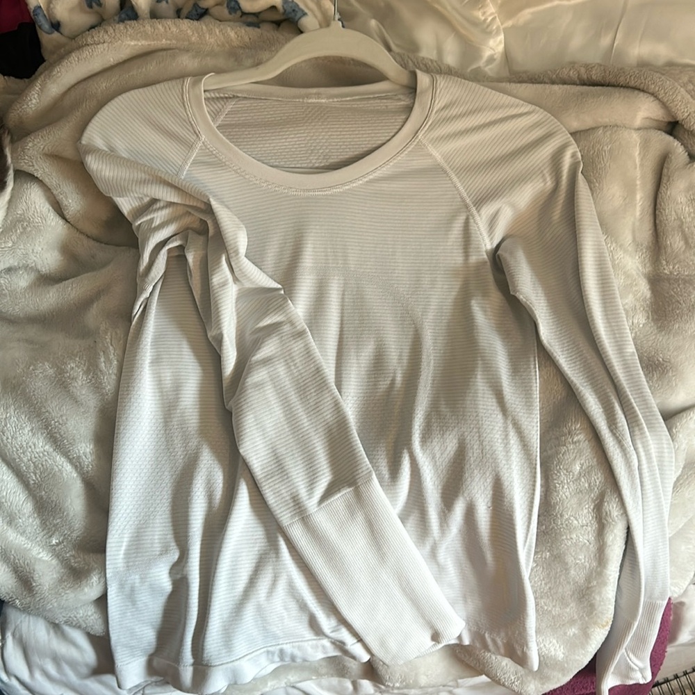 Lululemon Swifty Tech